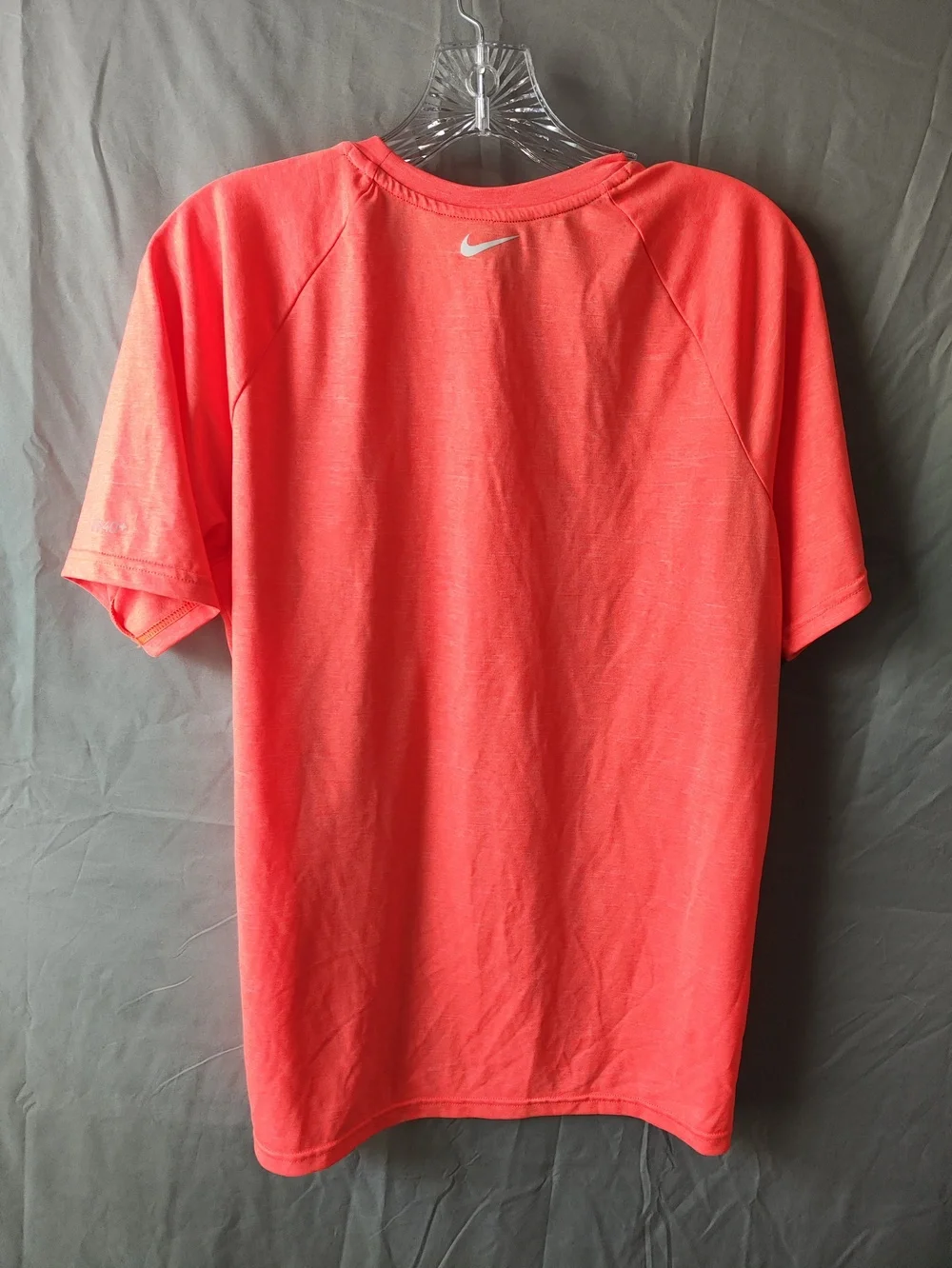 Nike Dri-FIT Shirt Mens Small Red Swim UPF 40+ Athletic Performance Lightweight